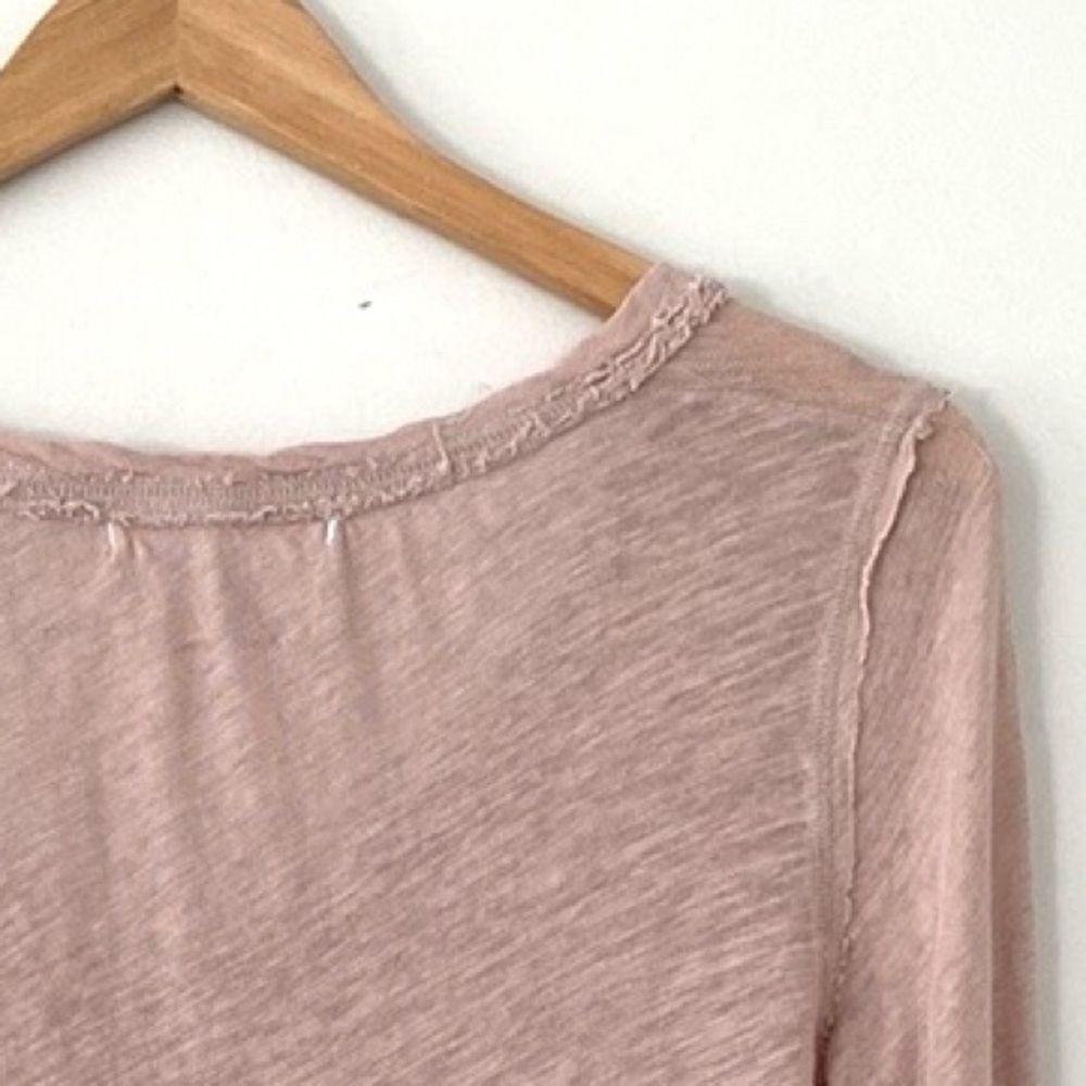 Free People Powder Pink Sheer Fitted Long Sleeve Tee S Boho Beachy Urban Casual - Picture 6 of 14